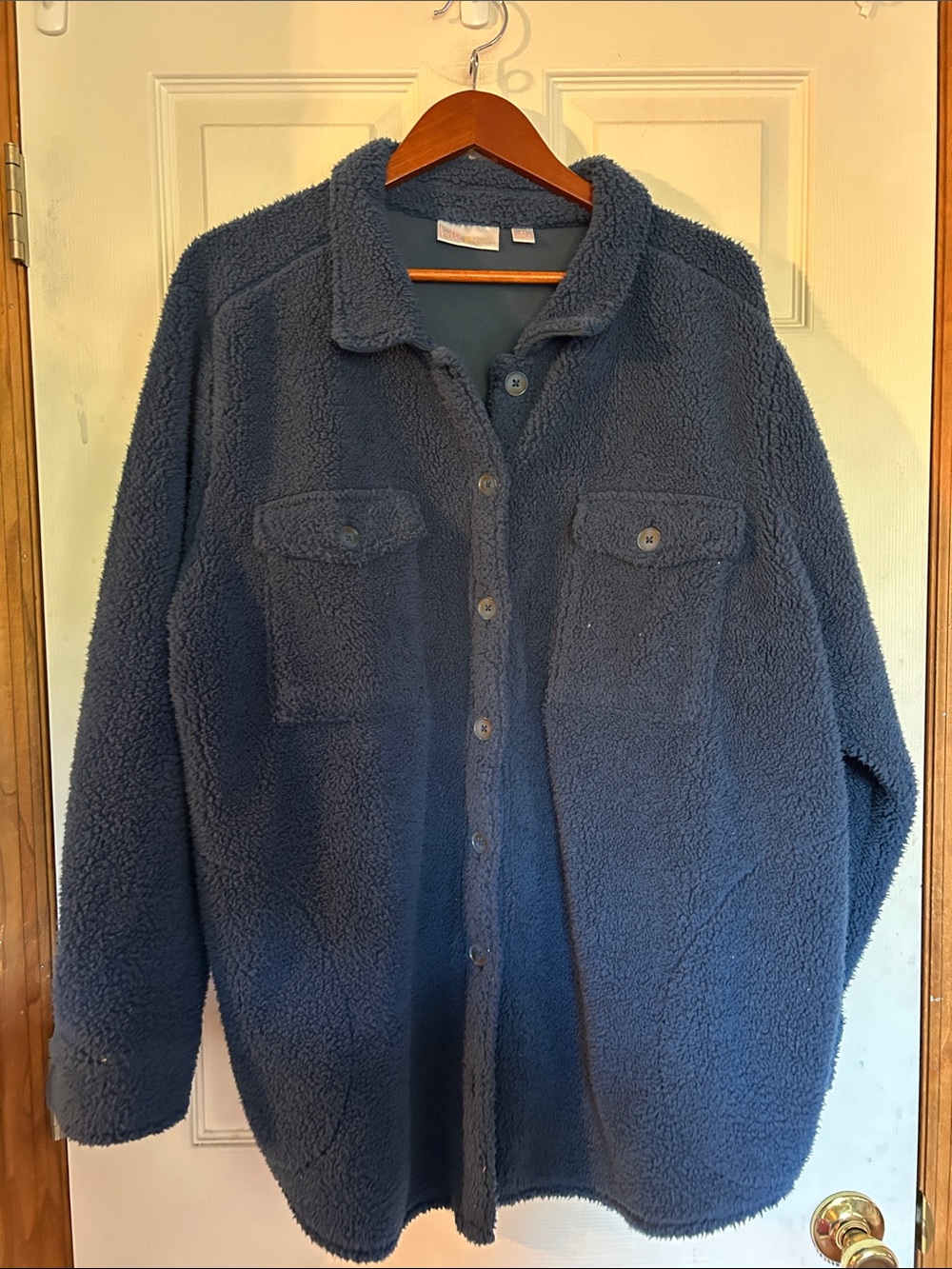 Women’s Navy Blue Sherpa Shacket - Cozy Button-Front Jacket